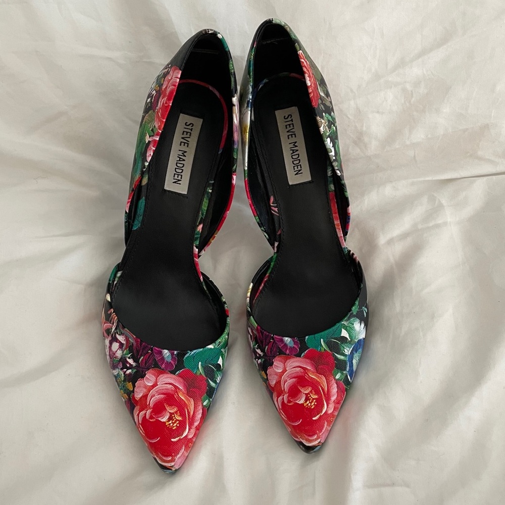 Steve Madden Floral Pointy Toe Heels